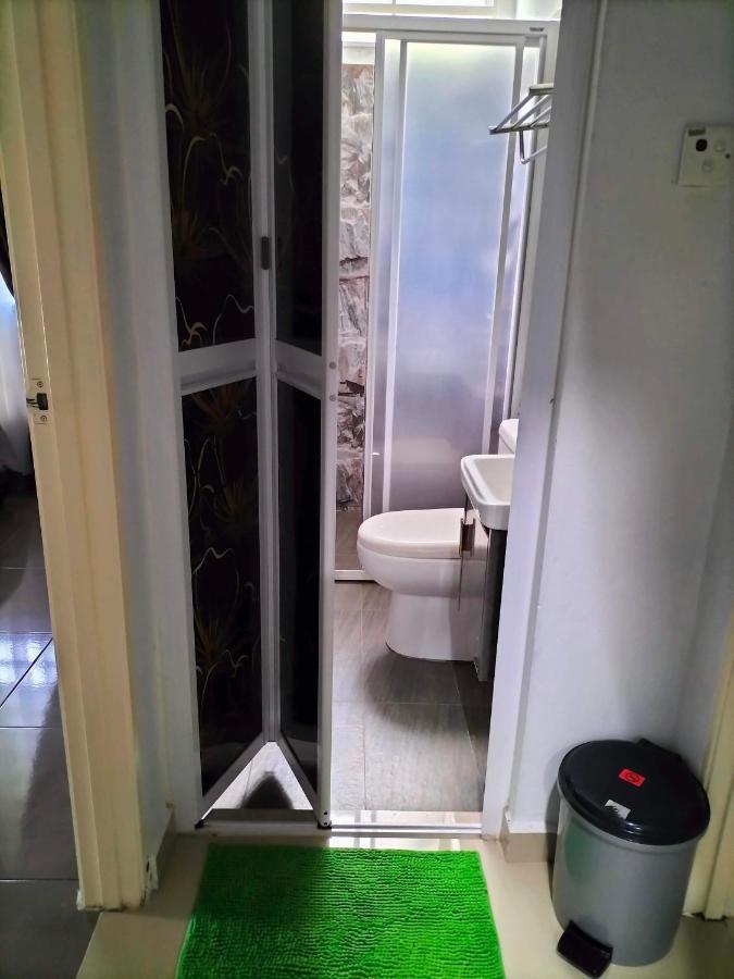 Wipah Guest House in Kampung Lundang, Kota Bharu Bagian luar foto